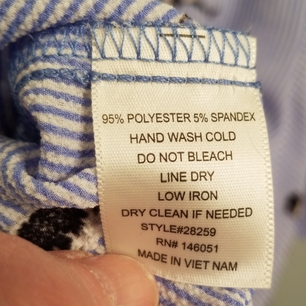 Monteau Blue & White Striped w/Cranes Top Size L - Picture 6 of 8